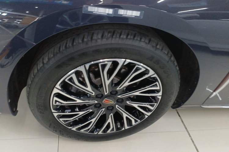 Used Hongqi H5 2023 2.0T Automatic Smart Connect Flagship Edition Exterior 7