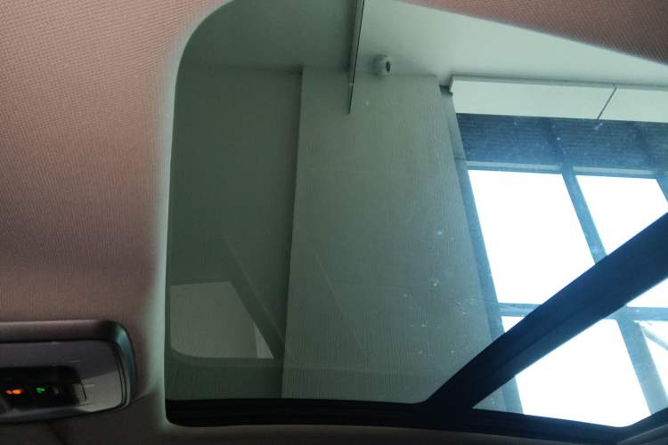 Used Hongqi H5 2023 2.0T Automatic Smart Connect Flagship Edition Headliner