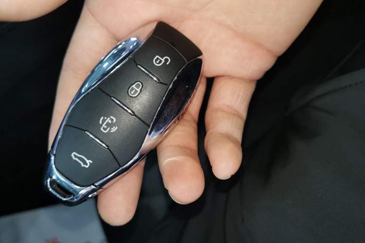 Used Hongqi H5 2023 2.0T Automatic Smart Connect Flagship Edition Interior 1