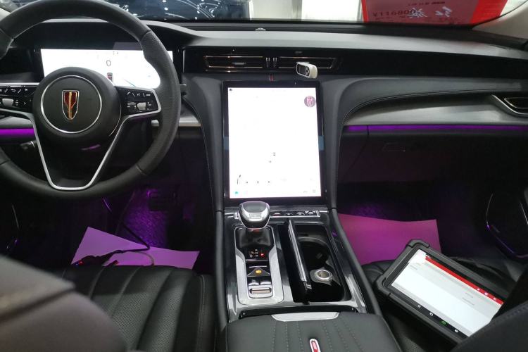 Used Hongqi H5 2023 2.0T Automatic Smart Connect Flagship Edition Interior 2