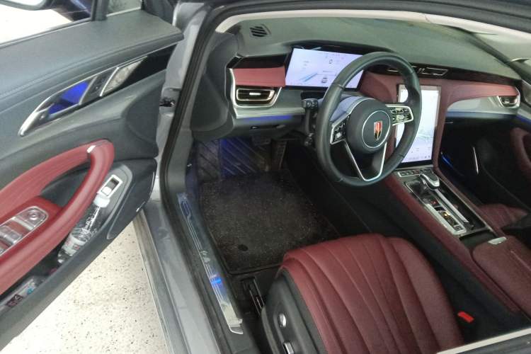 Used Hongqi H5 2023 2.0T Automatic Smart Connect Flagship Edition Interior 3