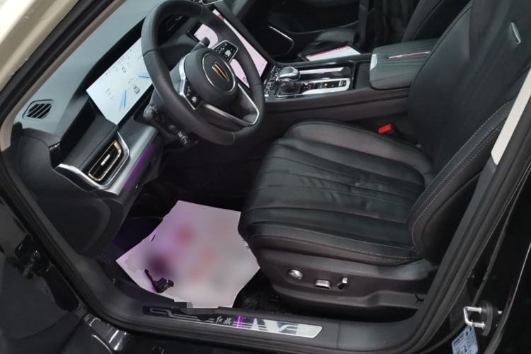 Used Hongqi H5 2023 2.0T Automatic Smart Connect Flagship Edition Left Front Seat