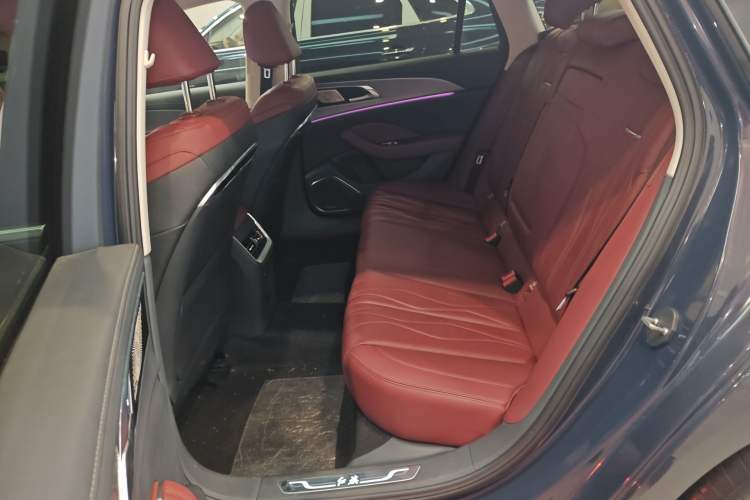 Used Hongqi H5 2023 2.0T Automatic Smart Connect Flagship Edition Left Rear Seat