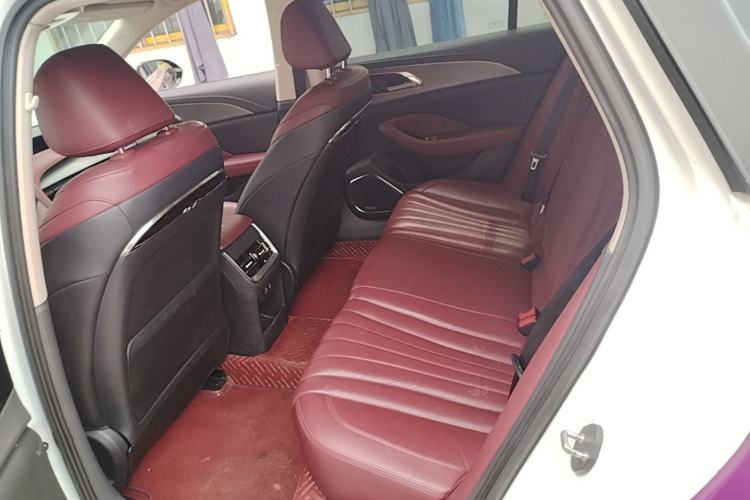 Used Hongqi H5 2023 2.0T Automatic Smart Connect Flagship Edition Left Rear Seat