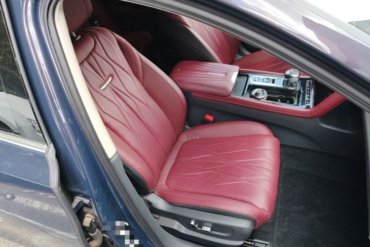 Used Hongqi H5 2023 2.0T Automatic Smart Connect Flagship Edition Right Front Seat