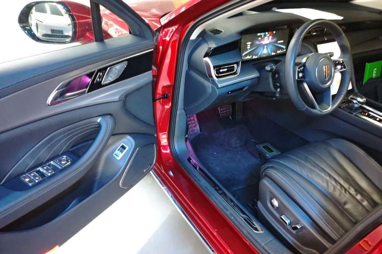 Used Hongqi H5 2023 1.5T HEV Smart Connect Flagship Edition Driver Seat