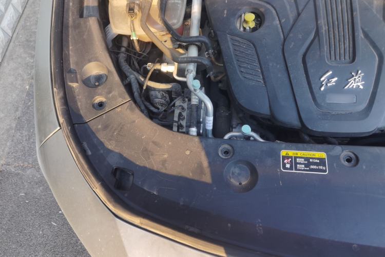 Used Hongqi H5 2023 2.0T Automatic Smart Connect Flagship Edition Engine Bay Right