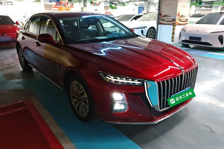 Used Hongqi H5 2023 1.5T HEV Smart Connect Flagship Edition Front Right 45 Deg