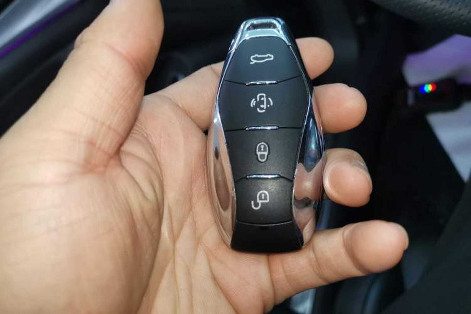 Used Hongqi H5 2023 2.0T Automatic Smart Connect Flagship Edition Interior 1