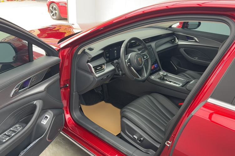 Used Hongqi H5 2023 2.0T Automatic Smart Connect Flagship Edition Interior 3