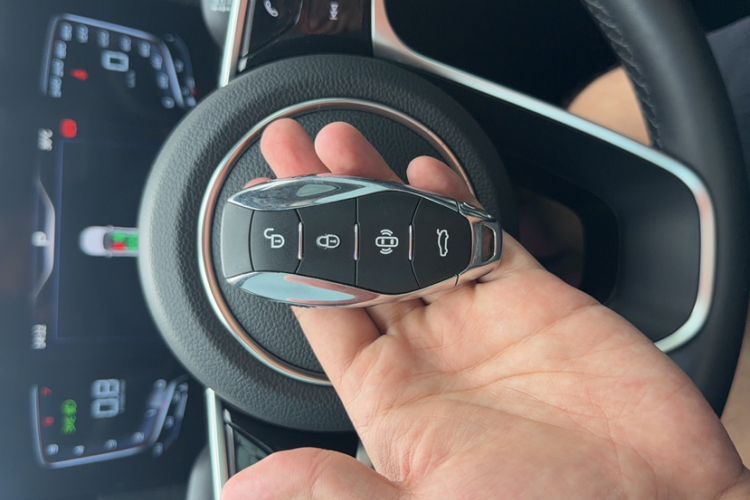 Used Hongqi H5 2023 2.0T Automatic Smart Connect Flagship Edition Interior 7