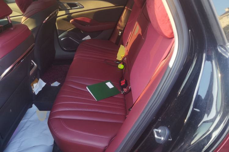 Used Hongqi H5 2023 2.0T Automatic Smart Connect Flagship Edition Left Rear Seat