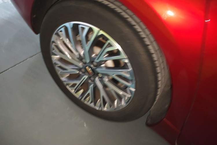 Used Hongqi H5 2023 1.5T HEV Smart Connect Flagship Edition Right Rear Wheel Hub