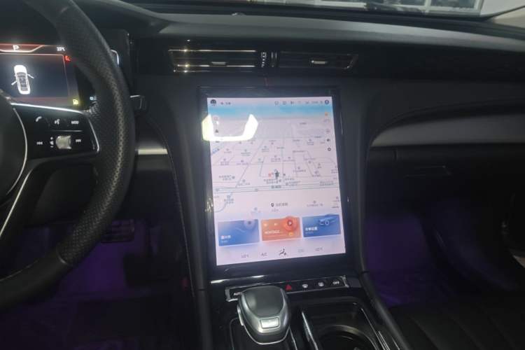 Used Hongqi H5 2023 1.5T DCT Smart Connect Flagship Edition Audio And AC Panel