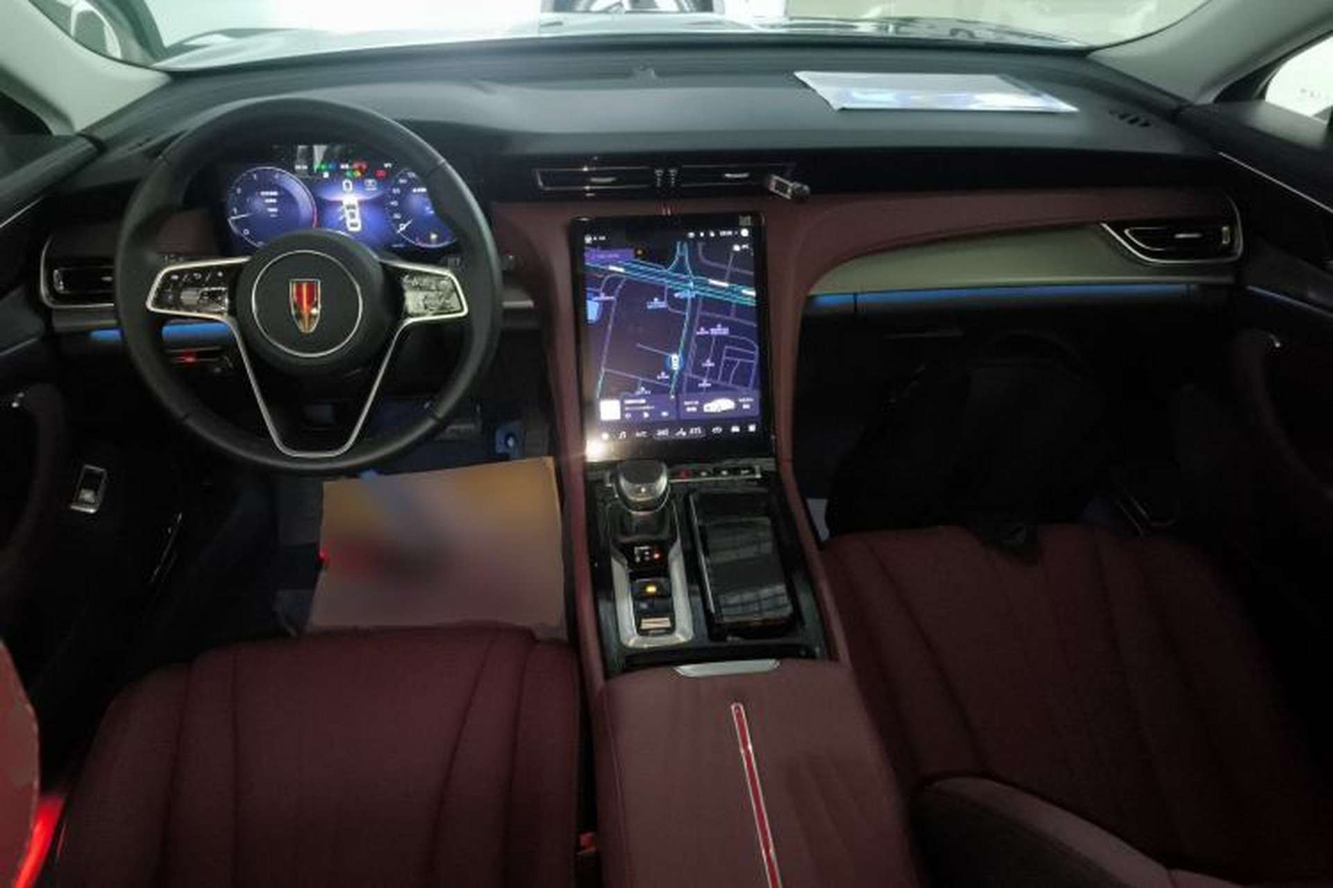 Used Hongqi H5 2023 2.0T Automatic Smart Connect Flagship Edition Center Console