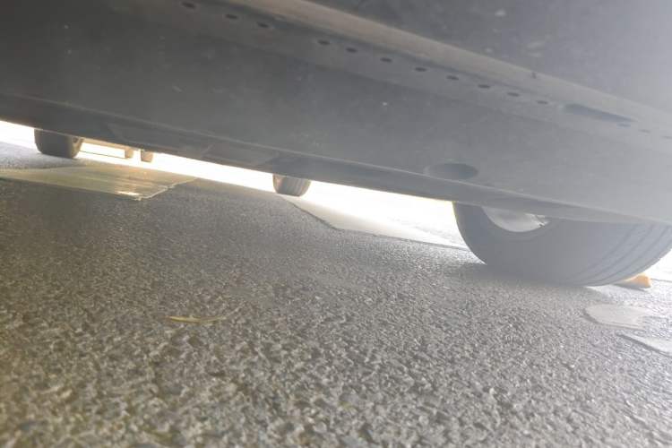 Used Hongqi H5 2023 2.0T Automatic Smart Connect Flagship Edition Chassis Front