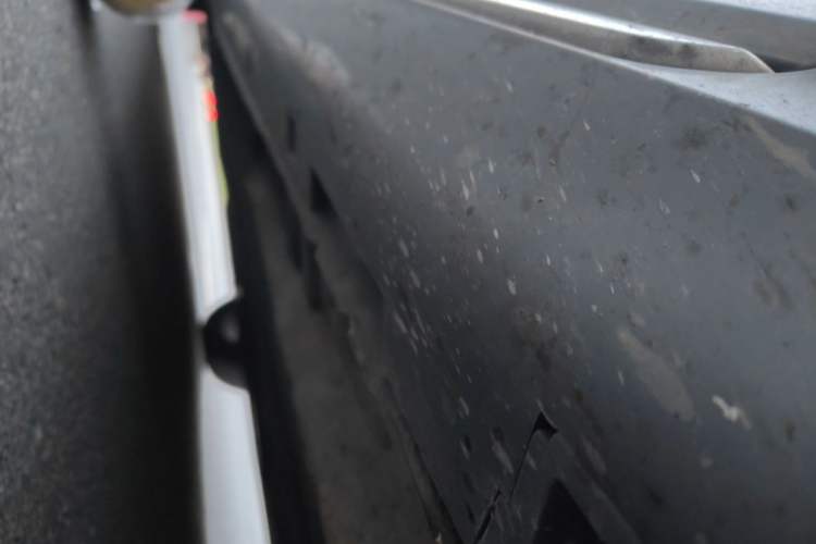 Used Hongqi H5 2023 2.0T Automatic Smart Connect Flagship Edition Chassis Front Right
