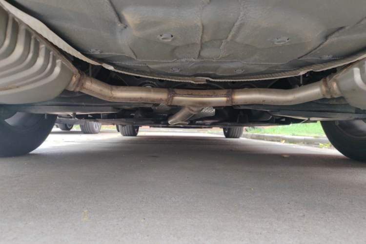Used Hongqi H5 2023 1.5T DCT Smart Connect Flagship Edition Chassis Rear