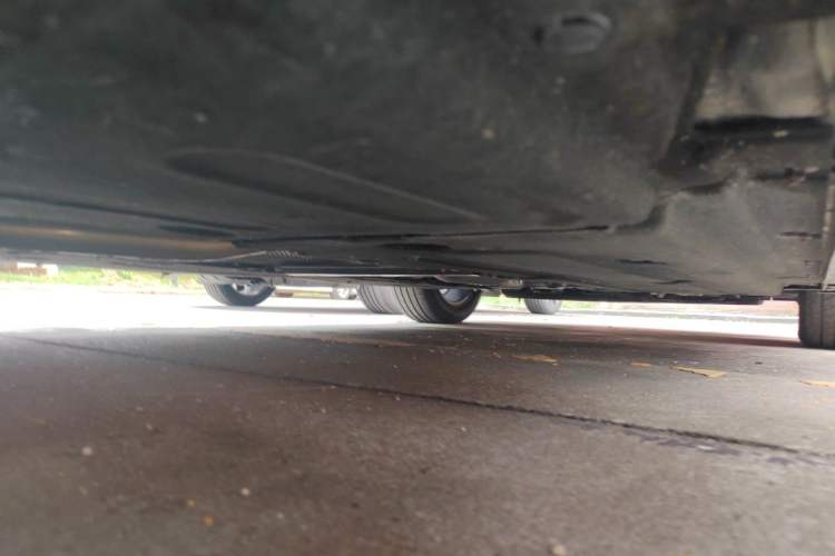 Used Hongqi H5 2023 1.5T DCT Smart Connect Flagship Edition Chassis Rear Right