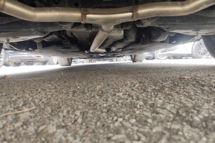 Used Hongqi H5 2023 1.5T DCT Smart Connect Flagship Edition Chassis Rear