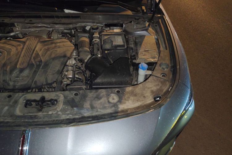 Used Hongqi H5 2023 2.0T Automatic Smart Connect Flagship Edition Engine Bay Left