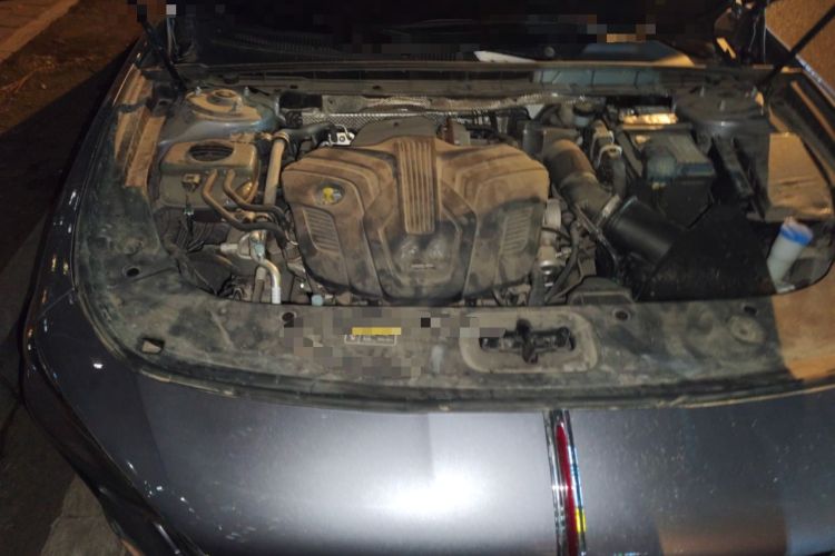 Used Hongqi H5 2023 2.0T Automatic Smart Connect Flagship Edition Engine Bay Right