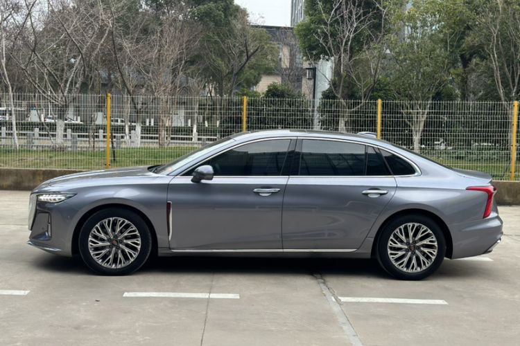 Used Hongqi H5 2023 2.0T Automatic Smart Connect Flagship Edition Exterior 4
