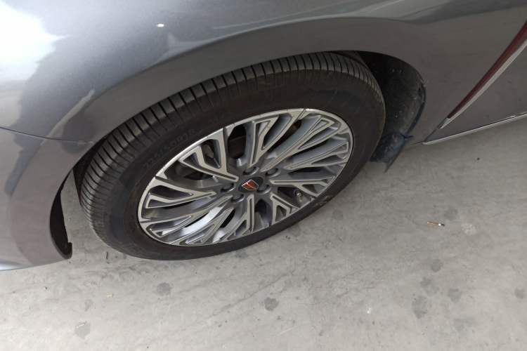 Used Hongqi H5 2023 2.0T Automatic Smart Connect Flagship Edition Exterior 4