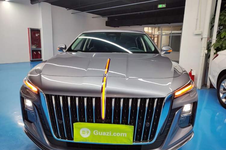 Used Hongqi H5 2023 2.0T Automatic Smart Connect Flagship Edition Front