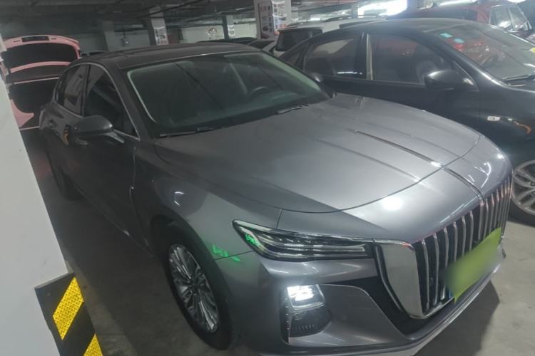 Used Hongqi H5 2023 1.5T DCT Smart Connect Flagship Edition Front Right 45 Deg