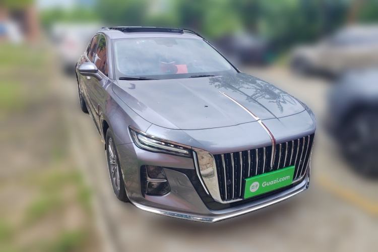 Used Hongqi H5 2023 1.5T DCT Smart Connect Flagship Edition Front Right 45 Deg