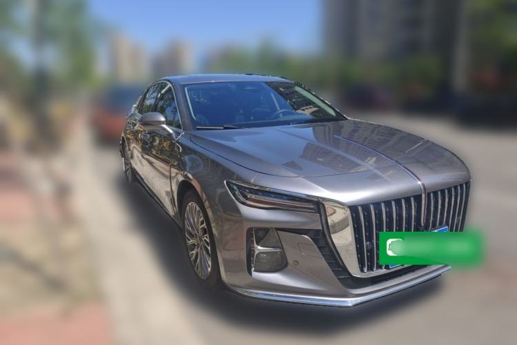 Used Hongqi H5 2023 2.0T Automatic Smart Connect Flagship Edition Front Right 45 Deg