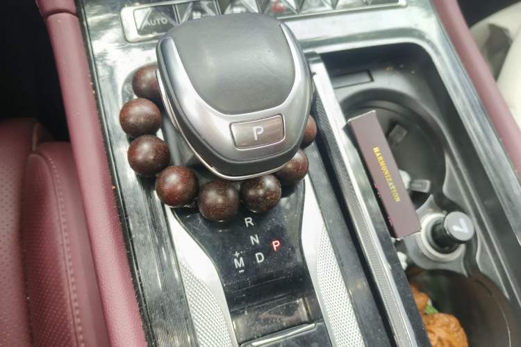 Used Hongqi H5 2023 1.5T DCT Smart Connect Flagship Edition Gear Lever