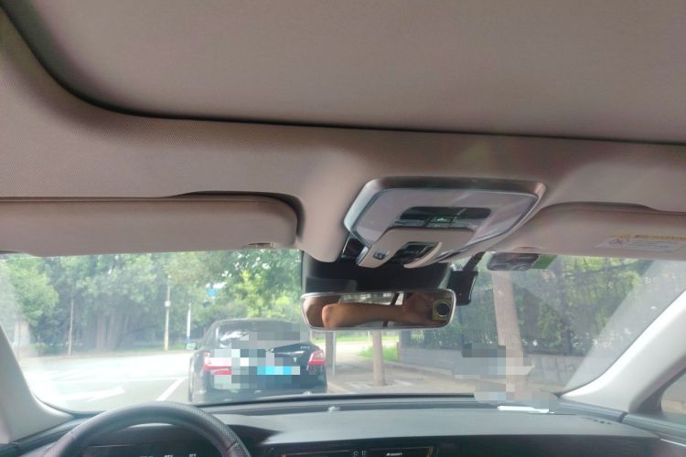 Used Hongqi H5 2023 2.0T Automatic Smart Connect Flagship Edition Headliner