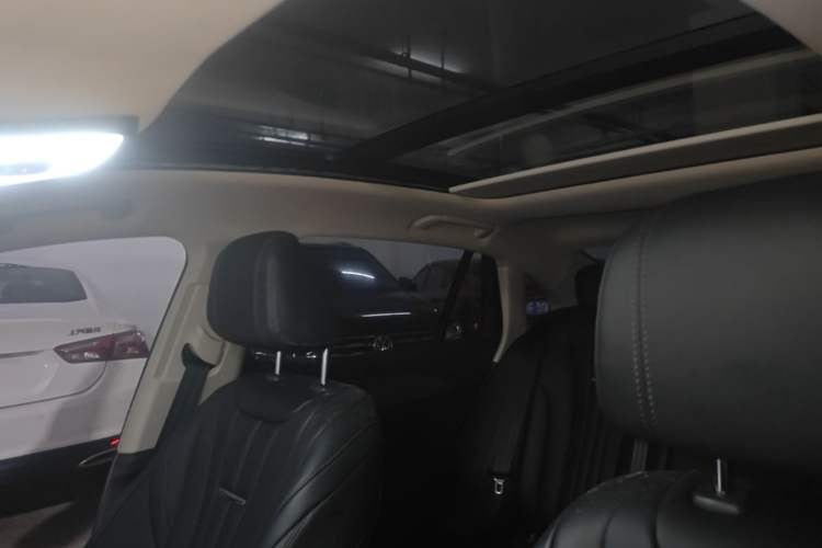 Used Hongqi H5 2023 1.5T DCT Smart Connect Flagship Edition Headliner