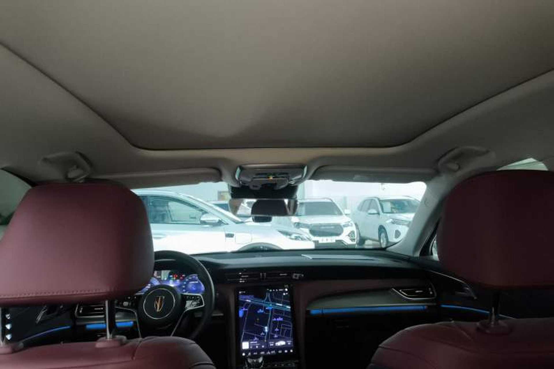 Used Hongqi H5 2023 2.0T Automatic Smart Connect Flagship Edition Headliner