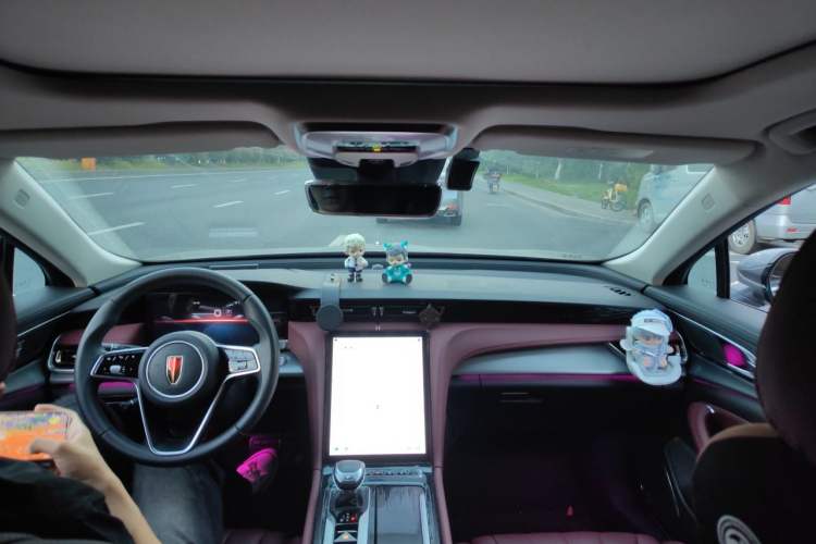 Used Hongqi H5 2023 2.0T Automatic Smart Connect Flagship Edition Headliner