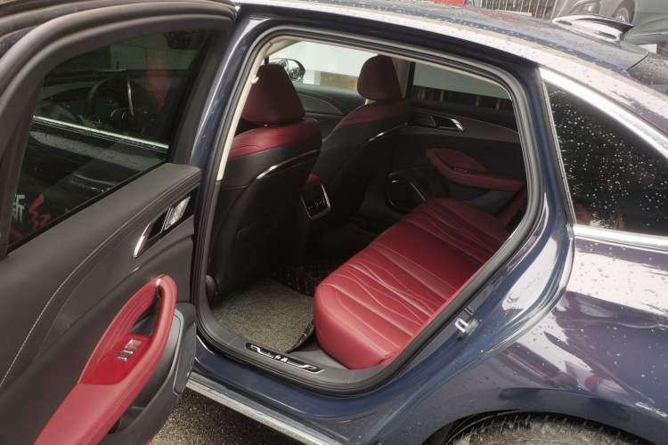Used Hongqi H5 2023 2.0T Automatic Smart Connect Flagship Edition Interior 1