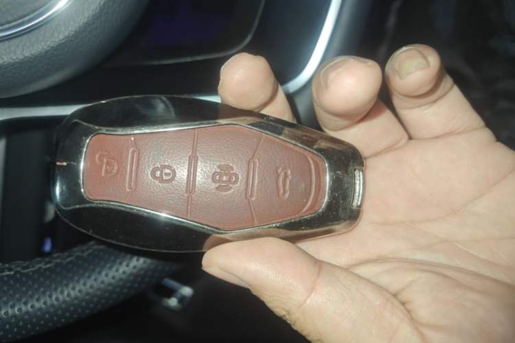 Used Hongqi H5 2023 1.5T DCT Smart Connect Flagship Edition Interior 1