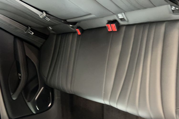 Used Hongqi H5 2023 2.0T Automatic Smart Connect Flagship Edition Interior 4