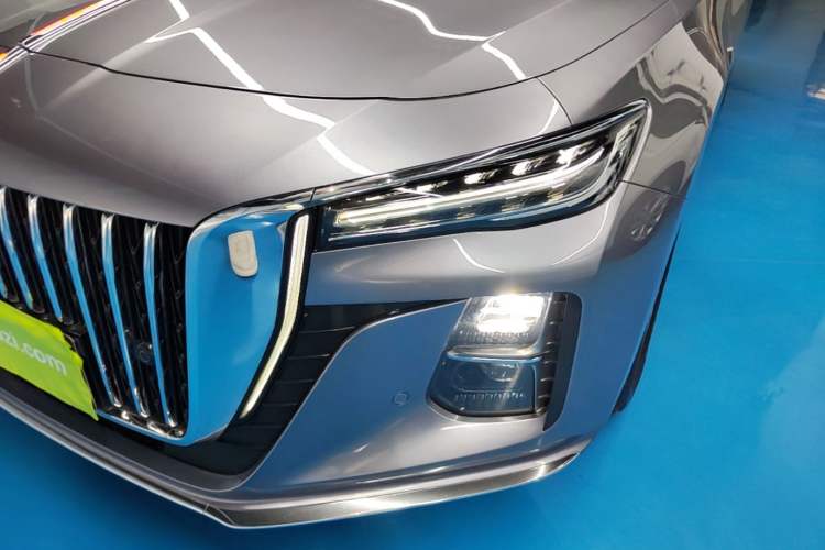 Used Hongqi H5 2023 2.0T Automatic Smart Connect Flagship Edition Left Front Headlight