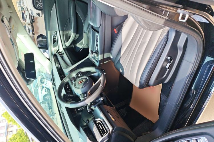 Used Hongqi H5 2023 2.0T Automatic Smart Connect Flagship Edition Left Front Seat