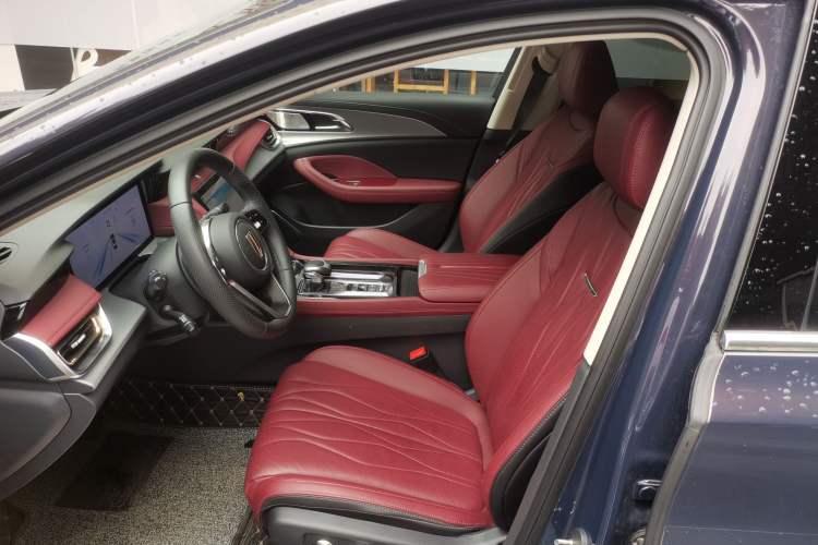 Used Hongqi H5 2023 2.0T Automatic Smart Connect Flagship Edition Left Front Seat