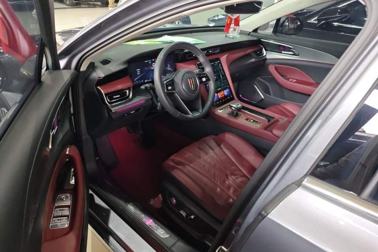 Used Hongqi H5 2023 2.0T Automatic Smart Connect Flagship Edition Left Front Seat