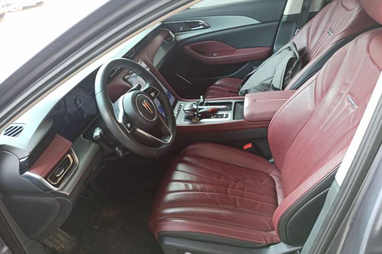 Used Hongqi H5 2023 2.0T Automatic Smart Connect Flagship Edition Left Front Seat