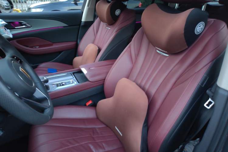 Used Hongqi H5 2023 2.0T Automatic Smart Connect Flagship Edition Left Front Seat