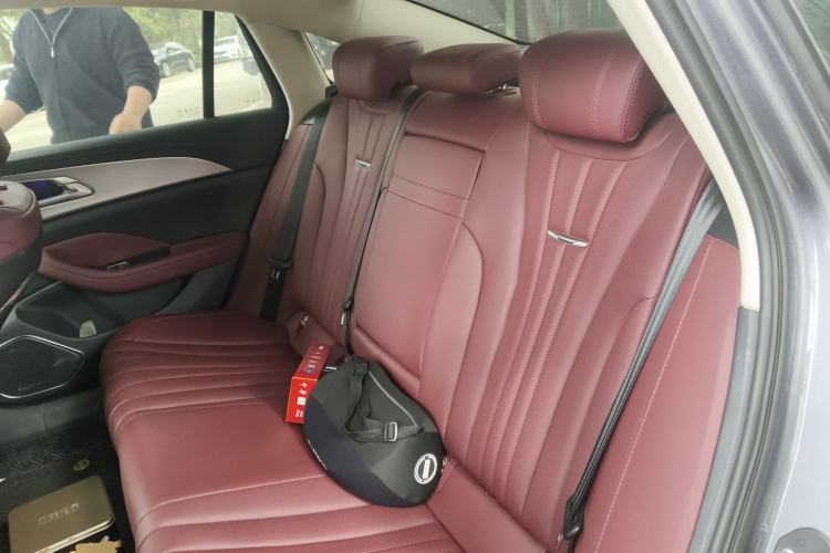 Used Hongqi H5 2023 1.5T DCT Smart Connect Flagship Edition Left Rear Seat