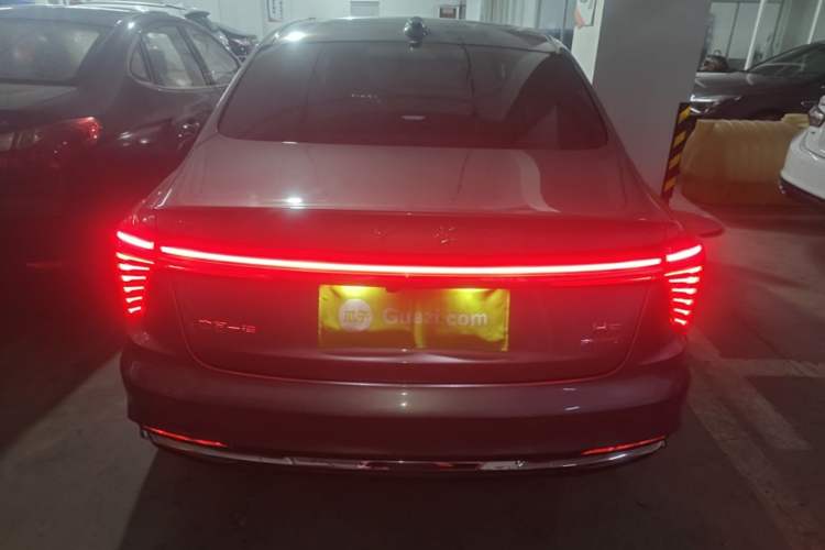 Used Hongqi H5 2023 1.5T DCT Smart Connect Flagship Edition Rear