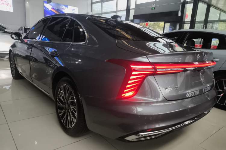 Used Hongqi H5 2023 2.0T Automatic Smart Connect Flagship Edition Rear Left 45 Deg