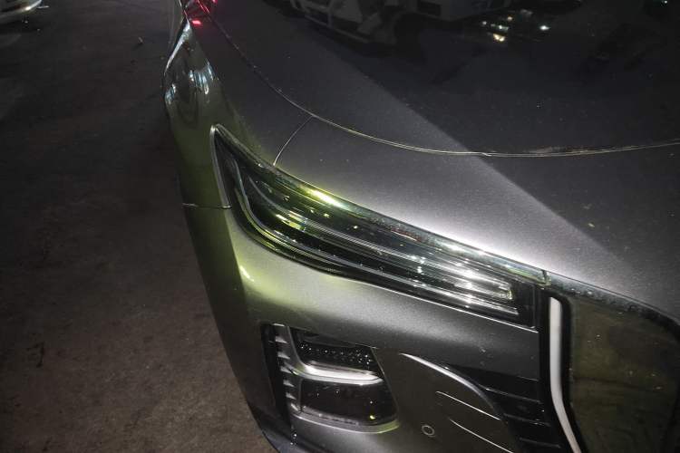 Used Hongqi H5 2023 1.5T DCT Smart Connect Flagship Edition Right Front Headlight